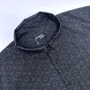 7 Strong Brand Mens XL Short Sleeve Button Down Shirt Black GoldN eYE Geometric